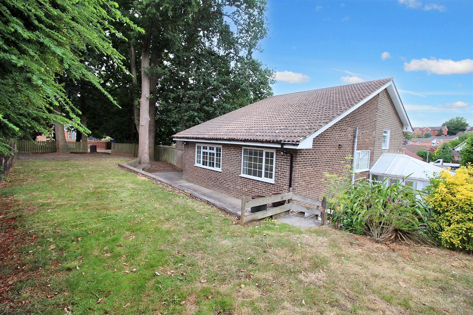 Lower Elmstone Drive, Tilehurst, Reading